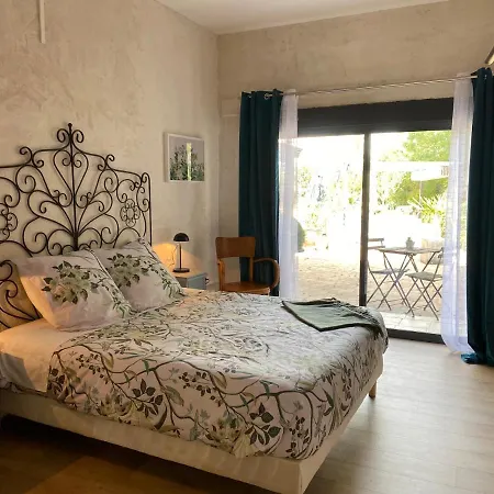 Holiday home Maison Sur Veranda